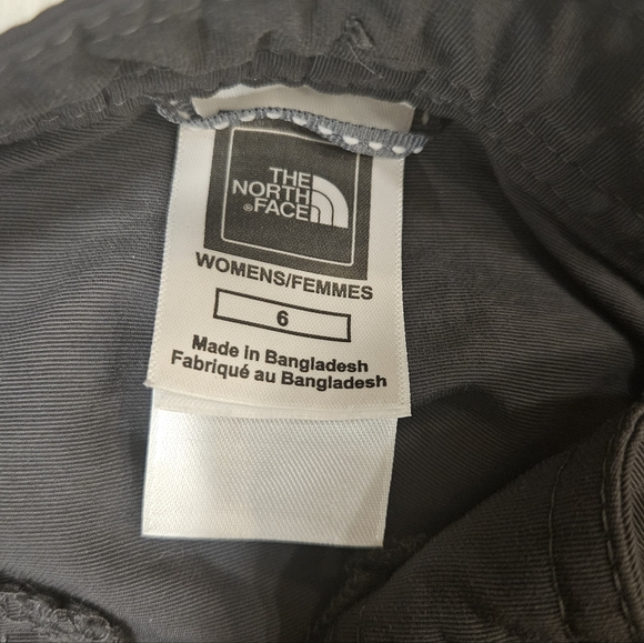 The North Face Grey Horizon Tempest Cargo Hiking Capri Pants - Size 6 - Picture 2 of 8